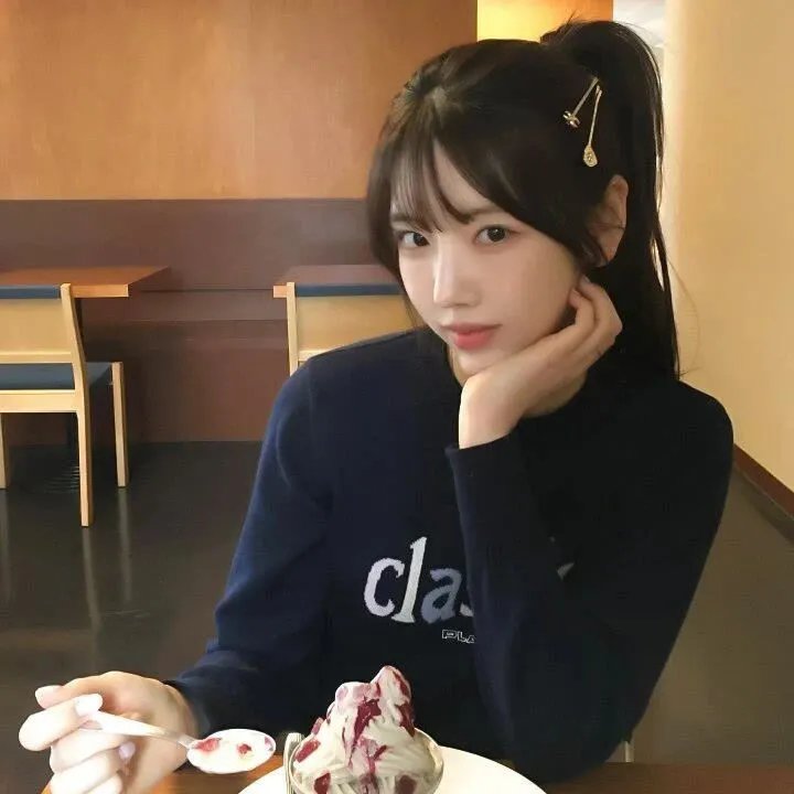 粉红色和铲子